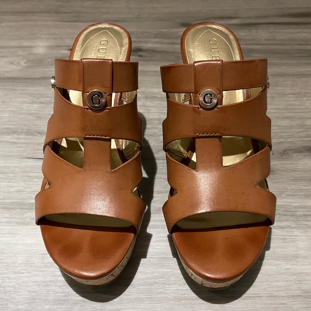 Guess platform wedge sandals - brown/tan size 8. Never worn